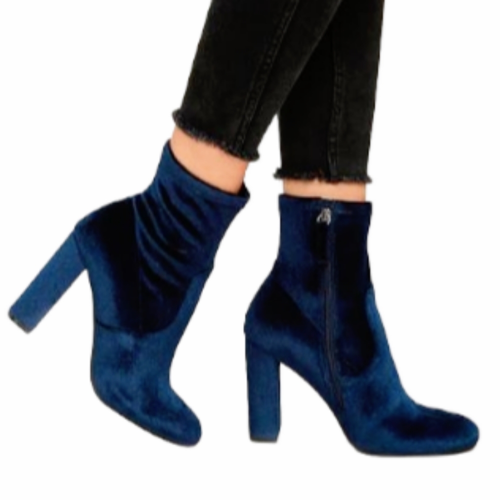 Steve Madden "Edit" Datk Blue Velvet Sock Booties Boots Size 8